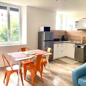 Hébergement de vacances Cosy Et Jardin, Saint-Laurent-en-Royans